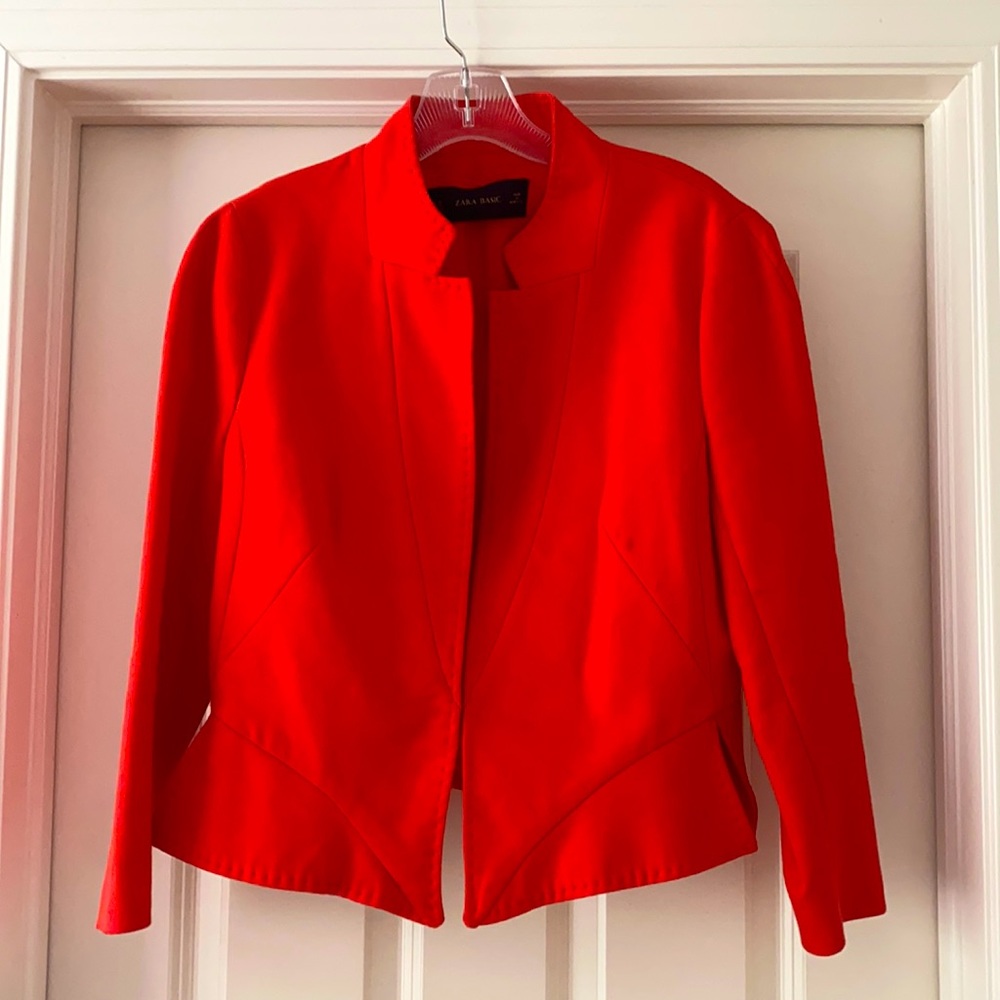 Fitted orange/ red short jacket